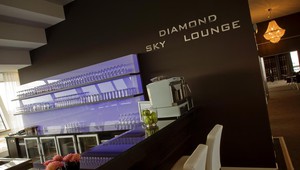 Diamond & Sky Lounge